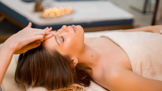 femme massage spa kobido