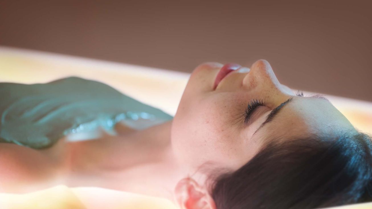 Enveloppement sérénité sur lit hydrosensoriel de la cure thalasso