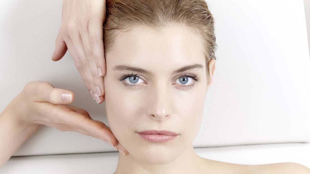 Soin L-therapy sur une femme