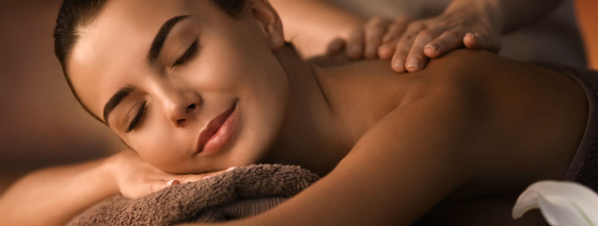 massage profond balinais femme détente