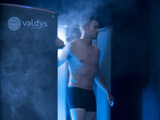 cabine-de-cryotherapie-espace-thalasso-5ee0de949dce2.jpeg