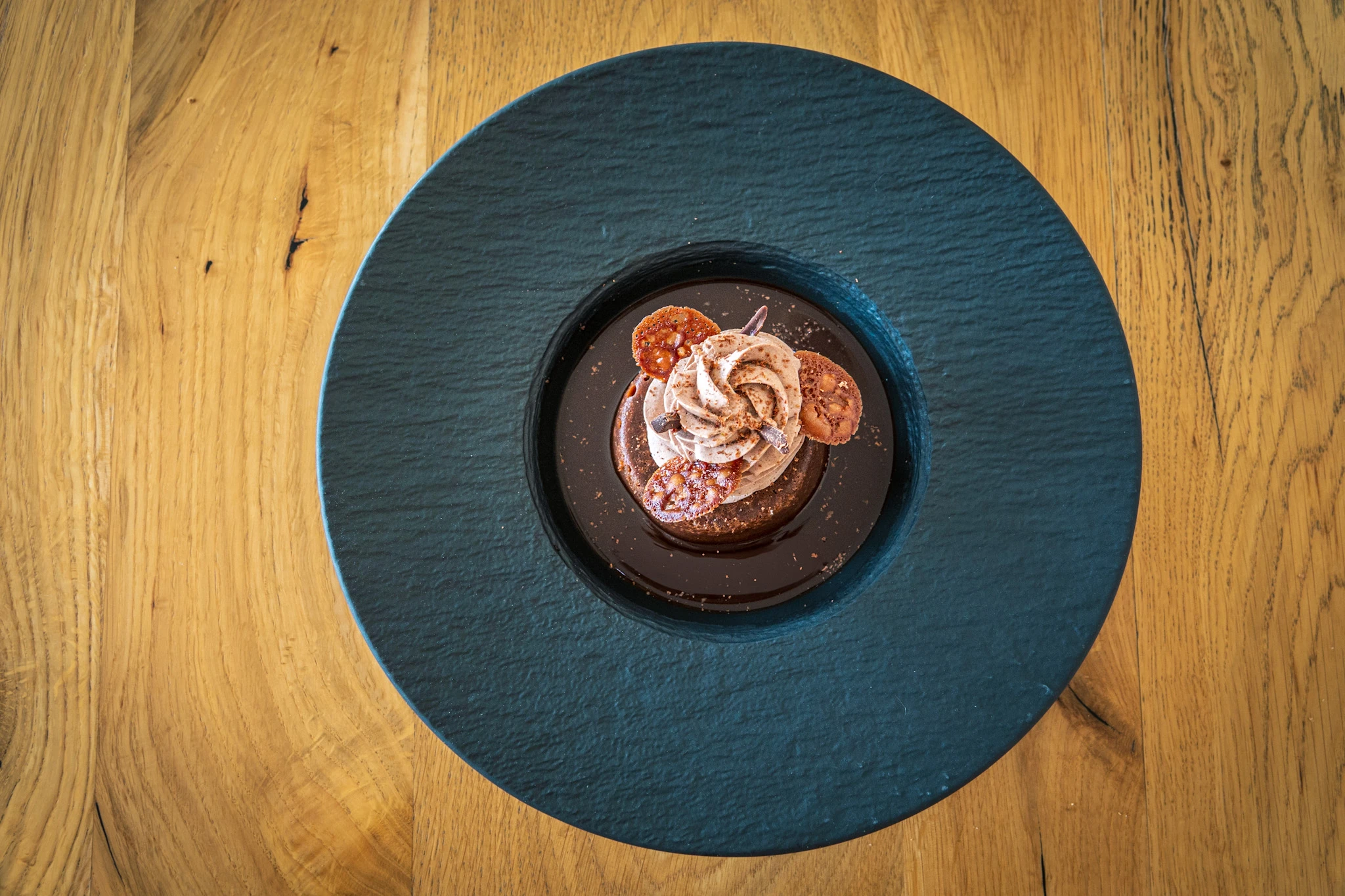 Baba tout chocolat, infusion cacao et ganache montée